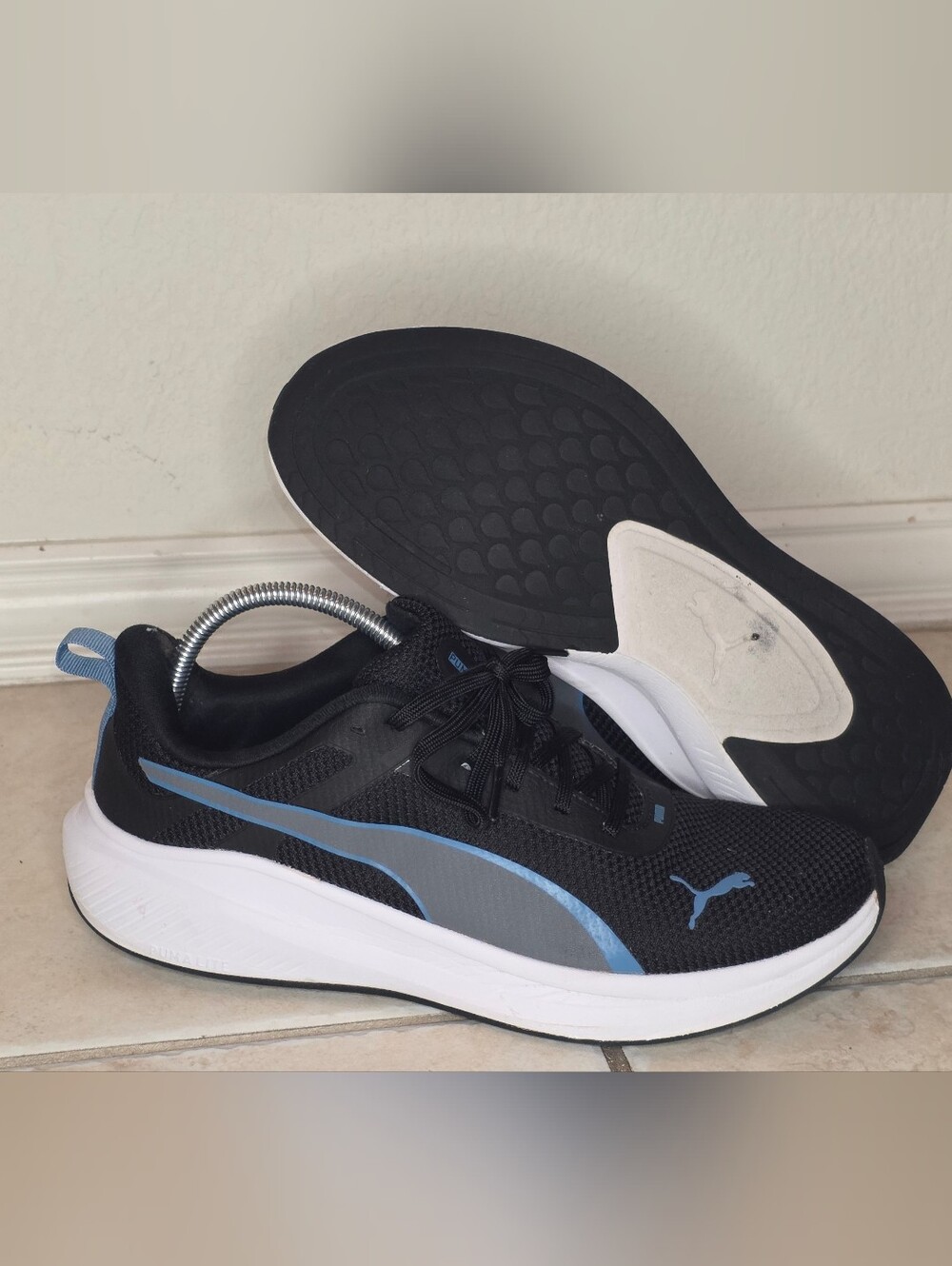 PUMA Mens Black & Blue Lightweight Running Shoe Size 11